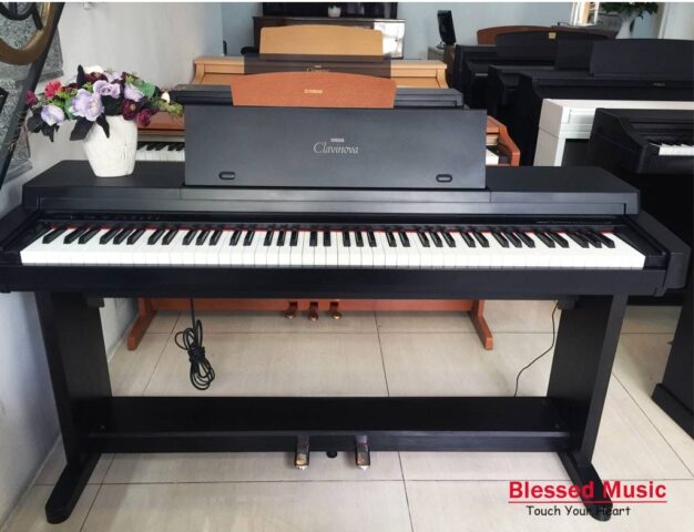 Đàn Piano Điện Yamaha CLP 360