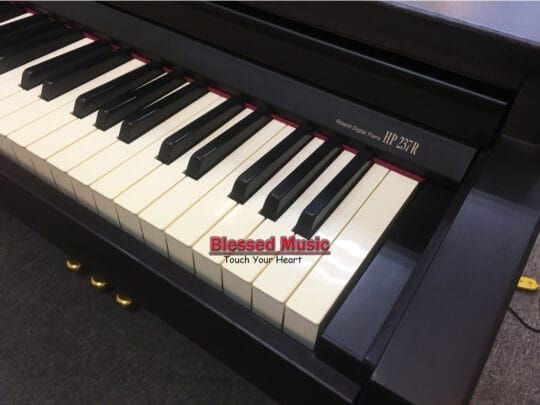 Piano Roland HP 237