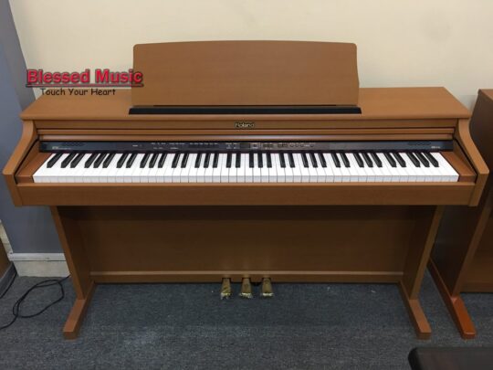 Đàn Piano điện Roland HP 203