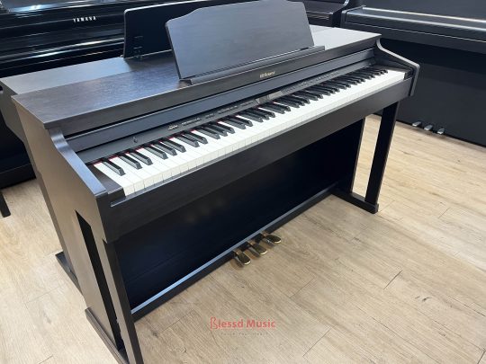 Đàn Piano Roland HP 601