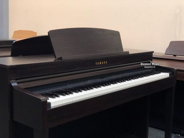 Đàn Piano Yamaha CLP 440