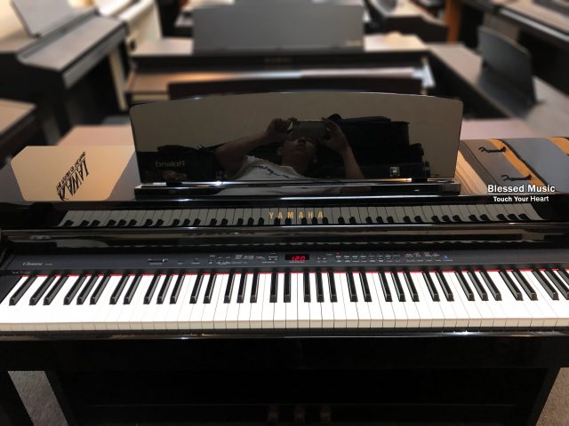 Piano Yamaha CLP 470 PE