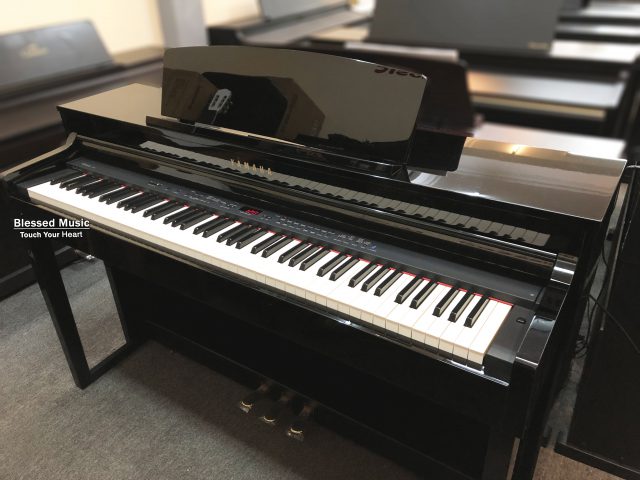 Piano Yamaha CLP 470 PE