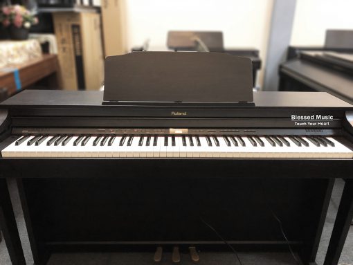 Piano Roland HP 504