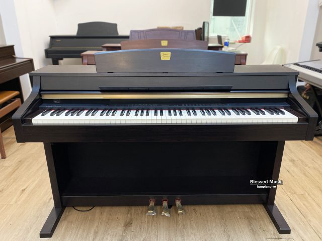 đàn piano Yamaha CLP 340