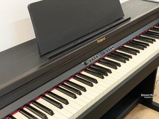đàn Piano Roland RP 301