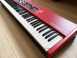 đàn Nord Piano 4