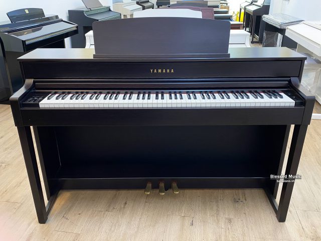 Đàn Piano Yamaha CLP 545R