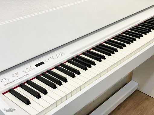Piano Roland F140r