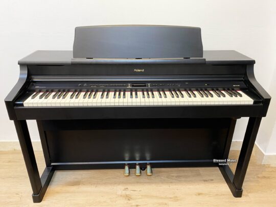 Đàn Piano Roland HP 207