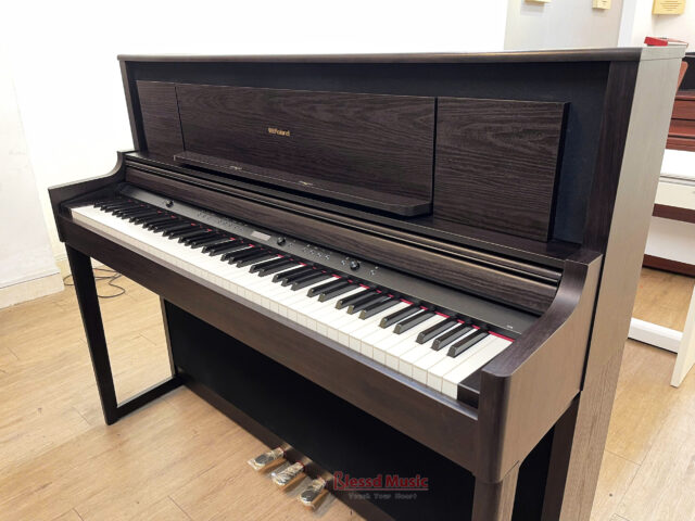 Đàn Piano Roland LX 705DR
