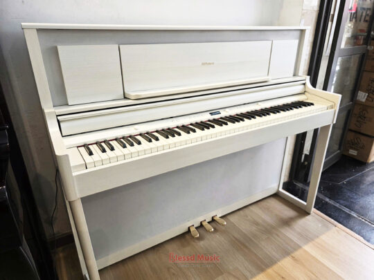 Đàn Piano Roland LX 705 WA