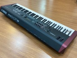 Đàn Piano điện Yamaha moxf 8