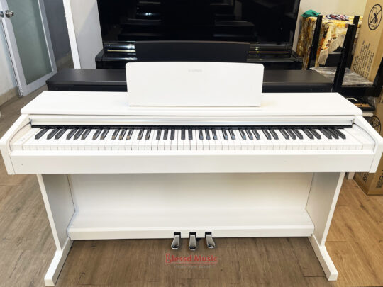 Đàn Piano Yamaha YDP 144 WH