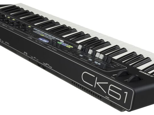 Yamaha CK 61