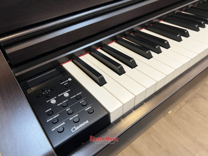 Đàn Piano Yamaha CLP 675r