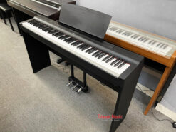 đàn piano Yamaha P125 B