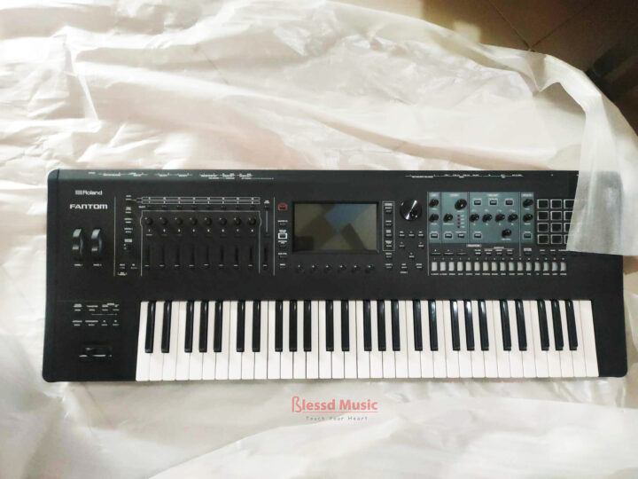 Roland Fantom 6