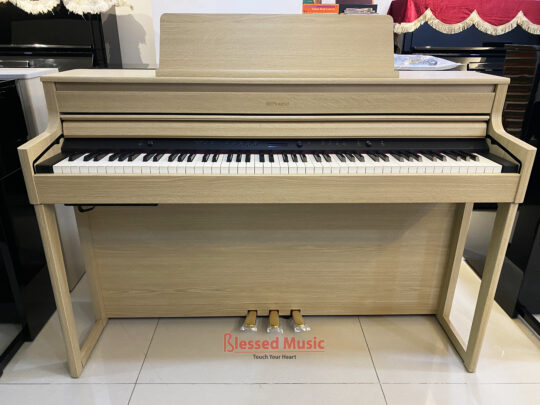 Đàn Piano điện Roland HP 704Lo