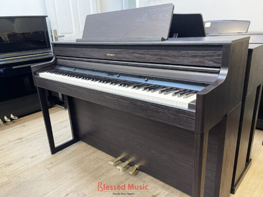 Đàn Piano điện Roland HP 704 DR