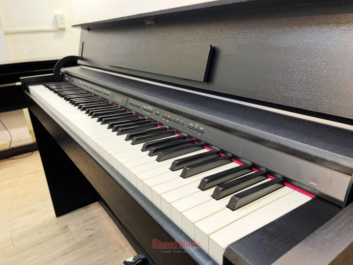 Piano Roland DP 603 B