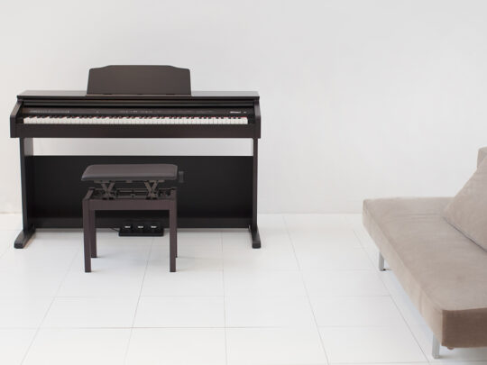 Đàn Piano Roland RP 30