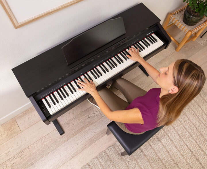 Đàn Piano Roland RP 30