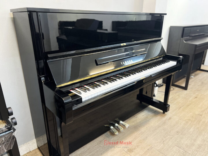 Đàn Piano cơ Yamaha U1A