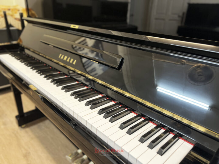 Đàn Piano cơ Yamaha U1A