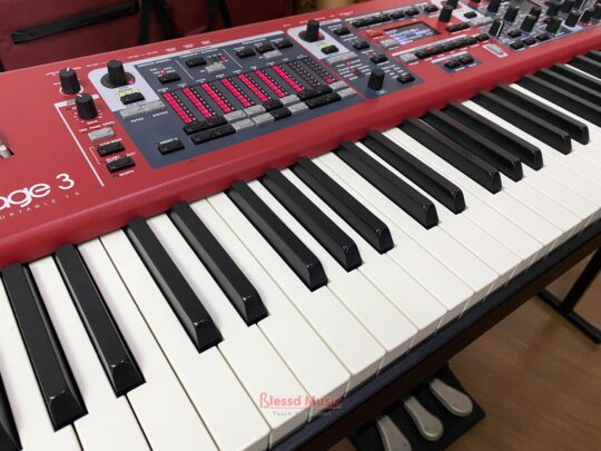 Đàn Nord Stage 3 HP76