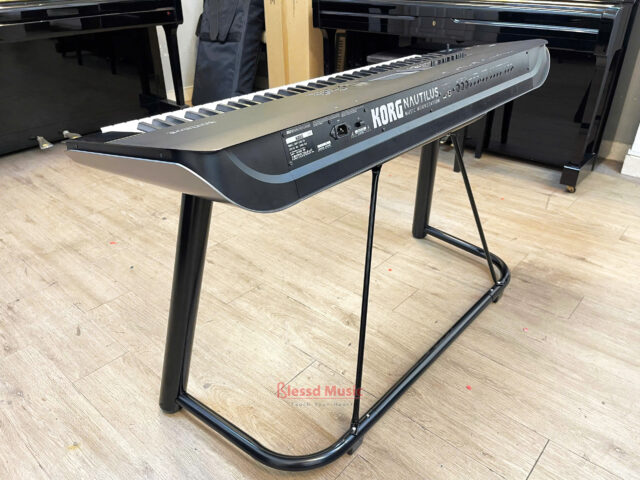 Đàn Korg Nautilus 73