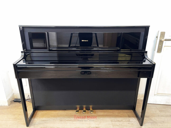 Đàn Roland LX 706 PE