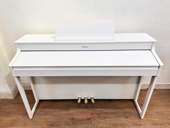 Đàn Piano điện Roland HP 702 WH