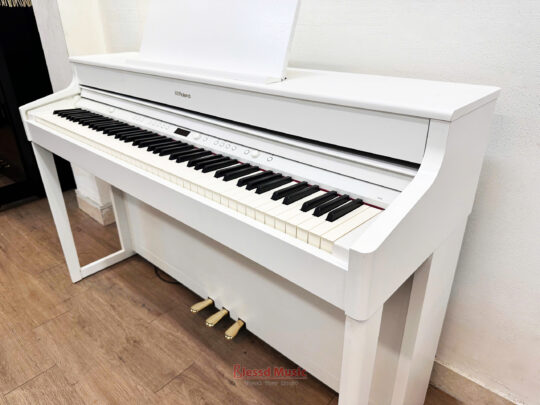 Đàn Piano điện Roland HP 702 WH