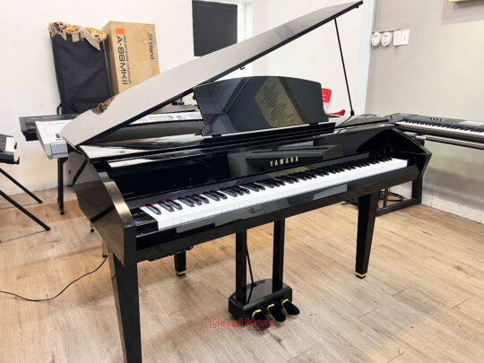 Đàn Piano Yamaha DGP 7