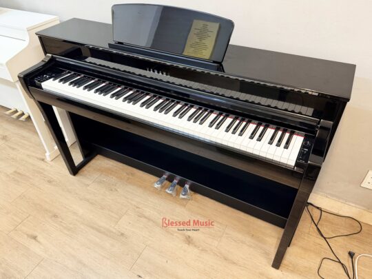Đàn Yamaha CLP 735 PE
